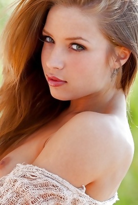 Scarlet Full Nude Erotica