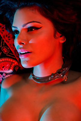 Scarlet Full Nude Erotica