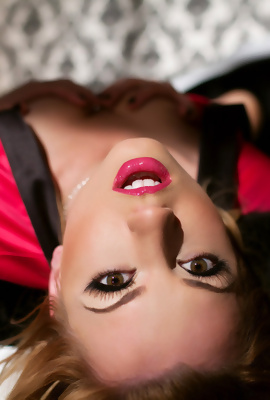 Scarlet Full Nude Erotica