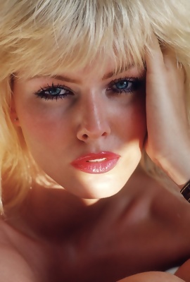 Scarlet Full Nude Erotica