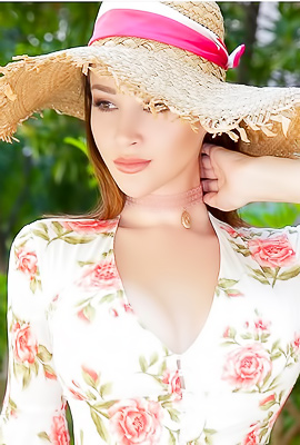 Scarlet Full Nude Erotica