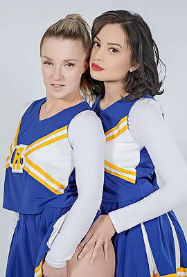/Liv Wild and Kate Kennedy Betty And Veronica 1